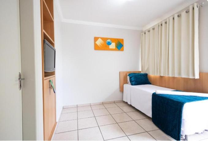 Diroma Fiori - Hoteis Com Roupa De Cama --- Destinos Combinados Turismo Caldas Novas Luaran gambar