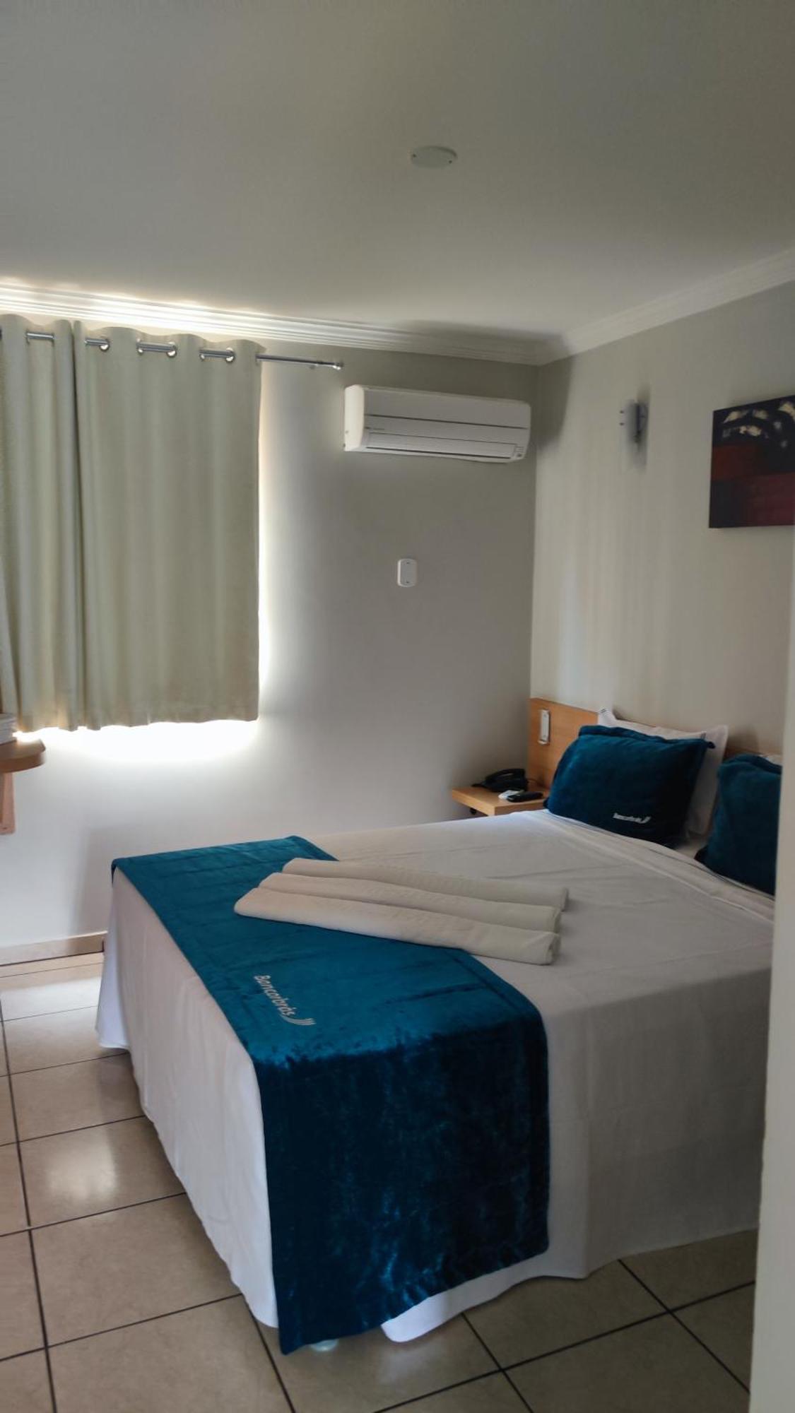 Diroma Fiori - Hoteis Com Roupa De Cama --- Destinos Combinados Turismo Caldas Novas Luaran gambar