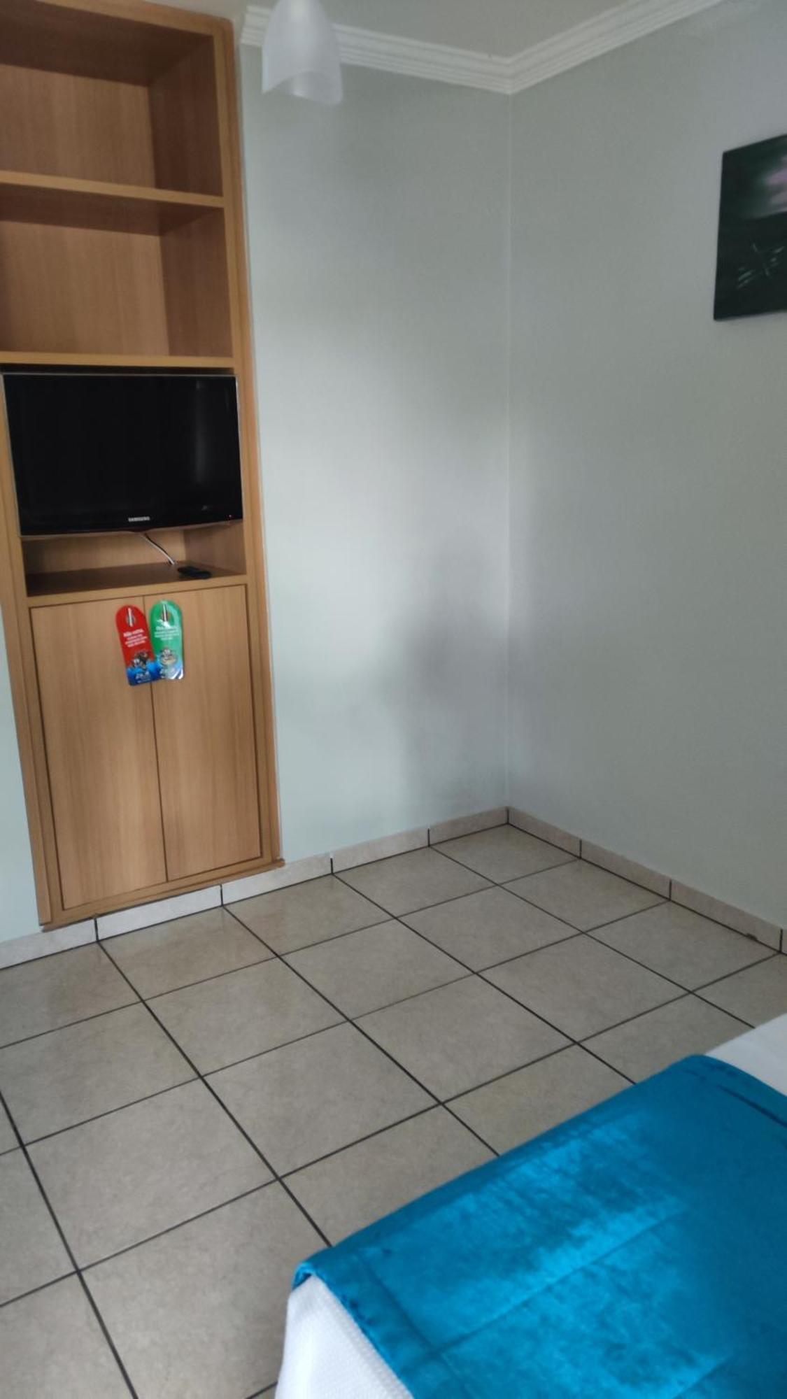 Diroma Fiori - Hoteis Com Roupa De Cama --- Destinos Combinados Turismo Caldas Novas Luaran gambar